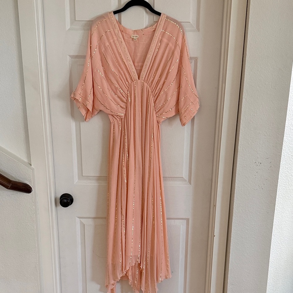 En Creme Pink Bohemian dress with butterfly sleeves and gold details